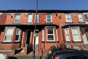 4 bed flat, Furness Road, Fallowfield, Manchester, M146LX - Image 1